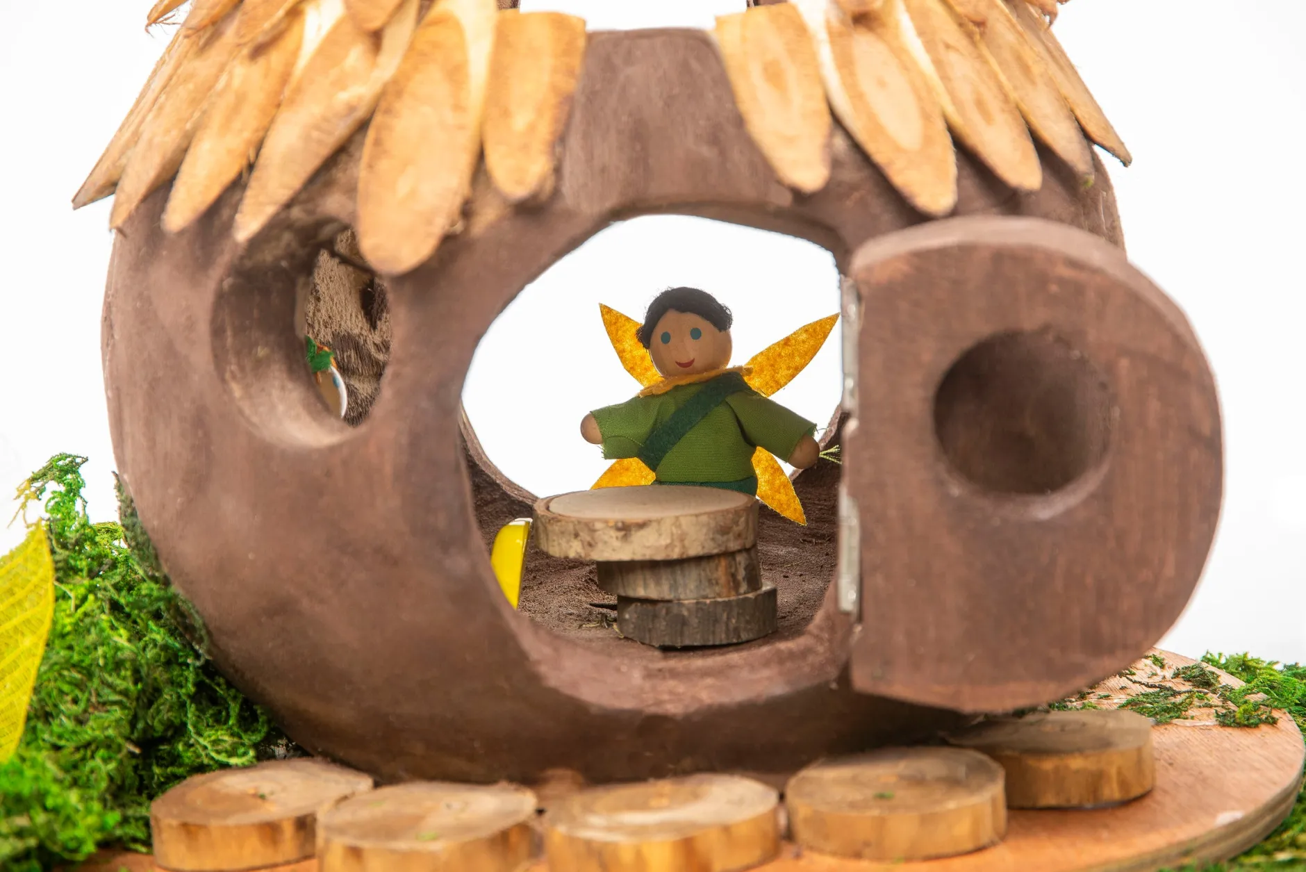acorn_dwelling_set__reduc_3.webp Anthony Peters Acorn Dwelling Set - Reduced To Clear