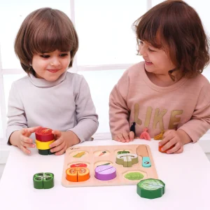 Classic World Cutting Vegetables Puzzle