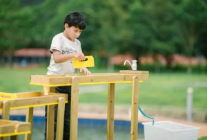Classic World Discovery Water Play Set