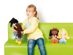 Nowa Skola Dolls of the World - 4 pc