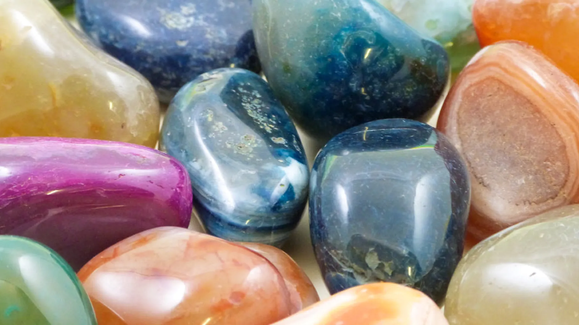 giant_polished_gems_kg_0.webp Educational Toys Giant Polished Gems 1Kg