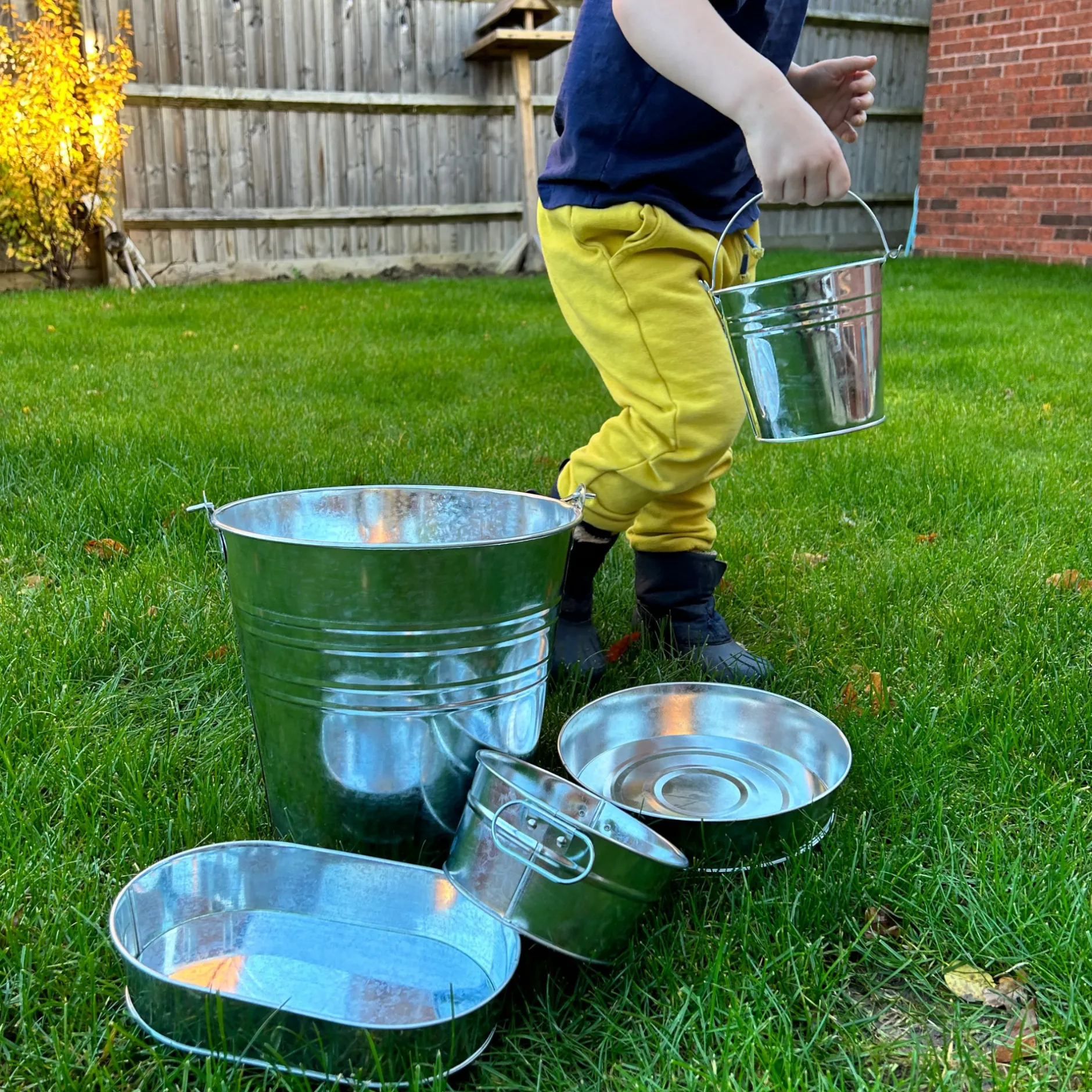 metal_mud_kitchen_play_se_1.webp Educational Toys Metal Mud Kitchen Play Set - Pack of 5