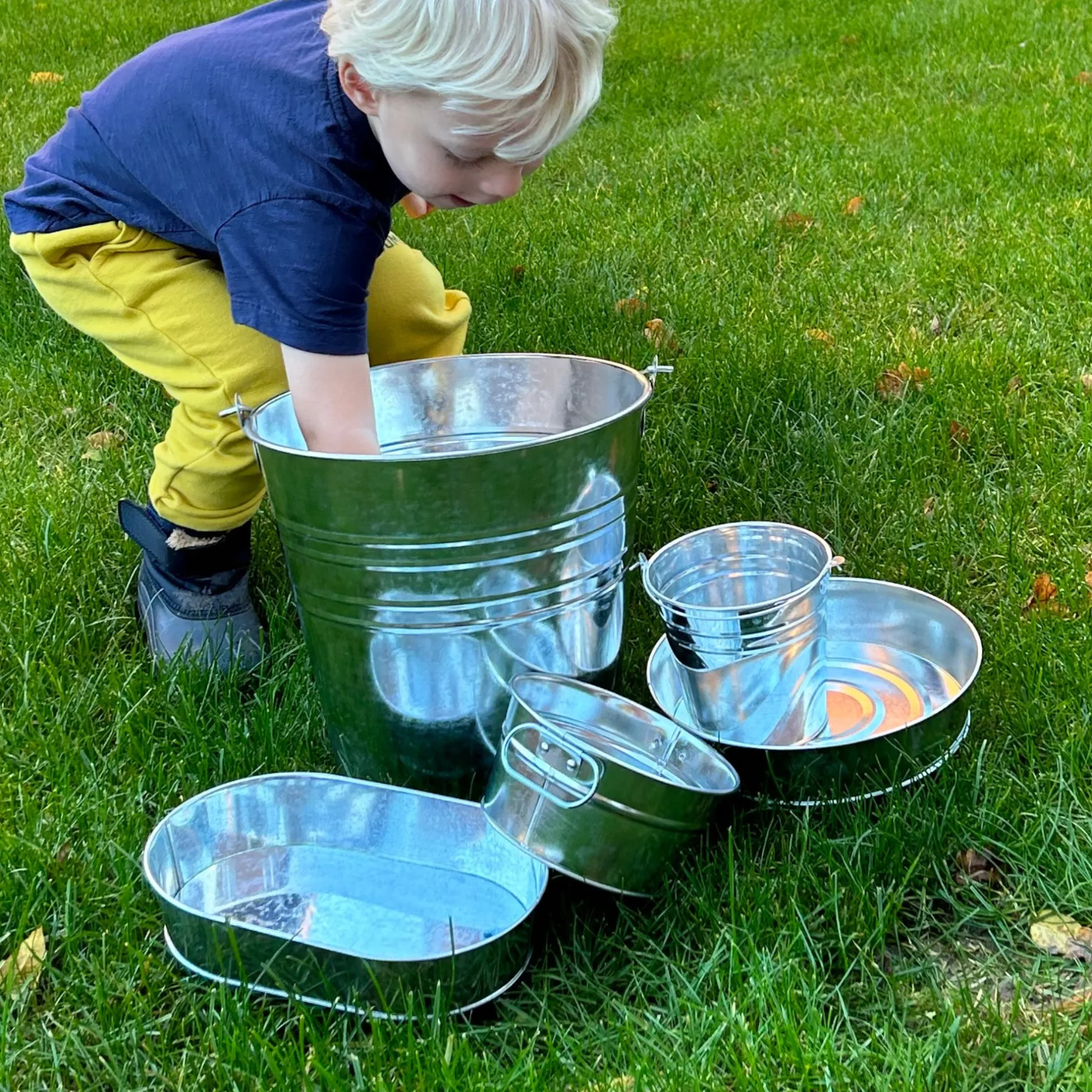 metal_mud_kitchen_play_se_13.webp Educational Toys Metal Mud Kitchen Play Set - Pack of 5