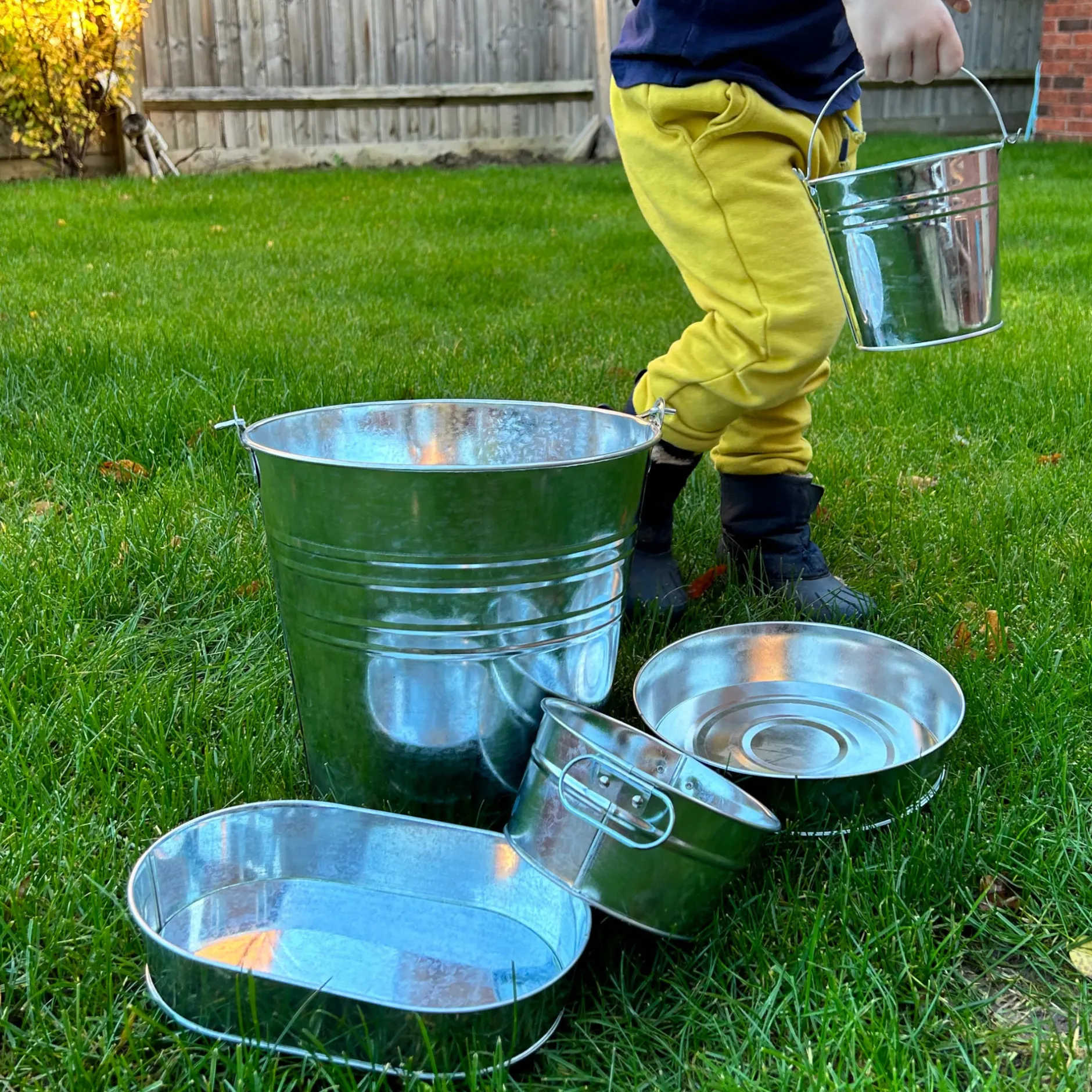 metal_mud_kitchen_play_se_15.webp Educational Toys Metal Mud Kitchen Play Set - Pack of 5