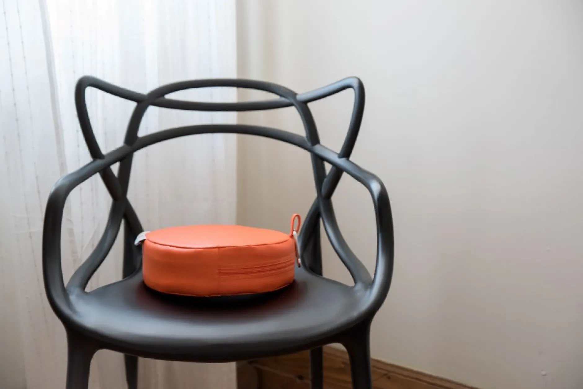 orange_circle_vibrating_c_6.webp Educational Toys Orange Circle Vibrating Cushion