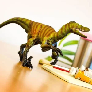 Safari Velociraptor