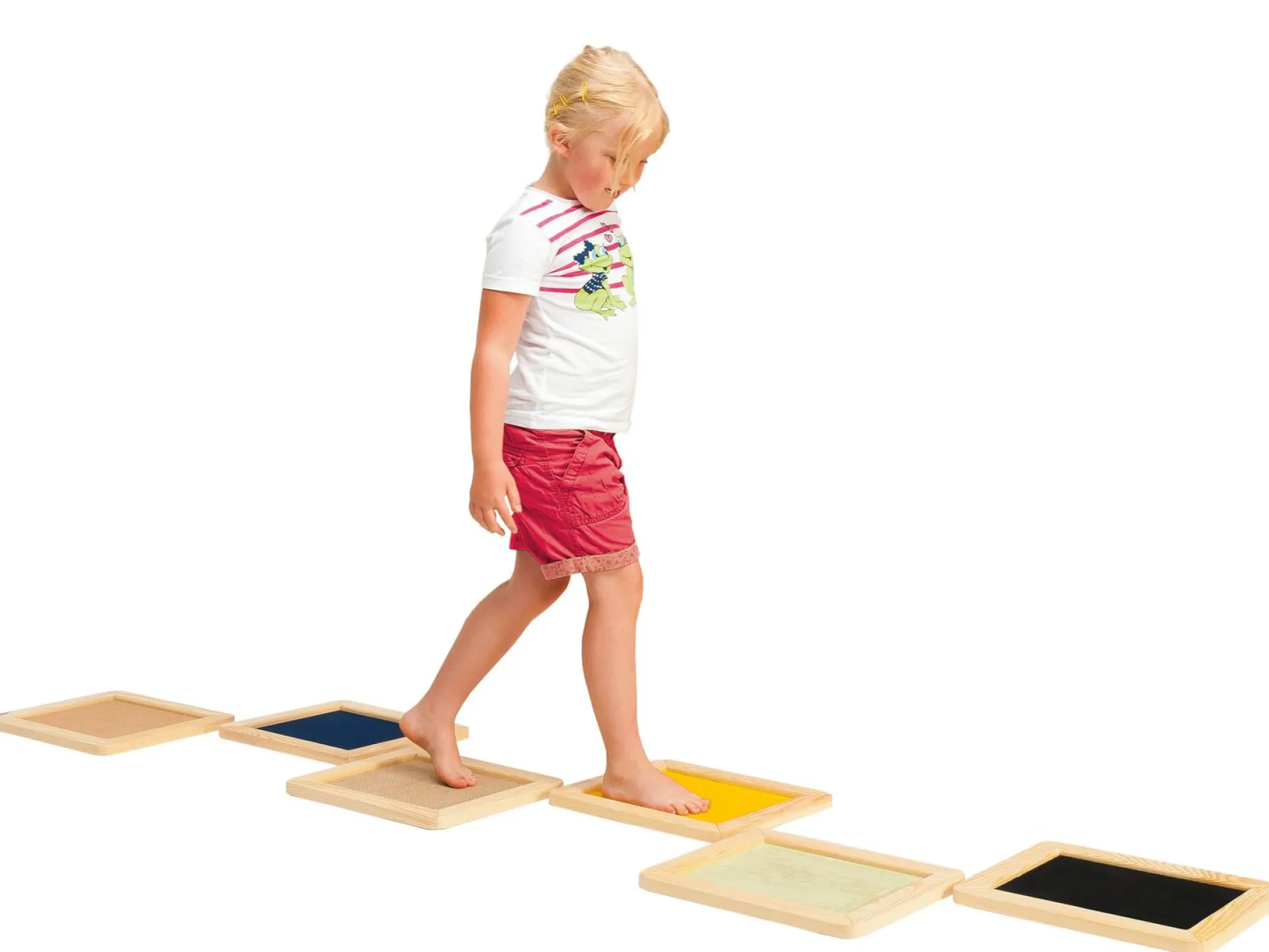 sensory_path_1.webp Nowa Skola Sensory Path