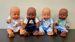 LAP Set of 4 Dolls with Sleep-suits