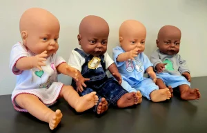 LAP Set of 4 Dolls with Sleep-suits