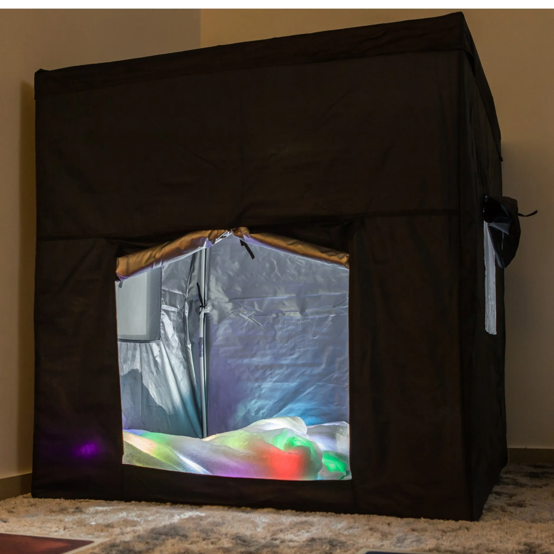 square_dark_den_2.webp Educational Toys Square Dark Den