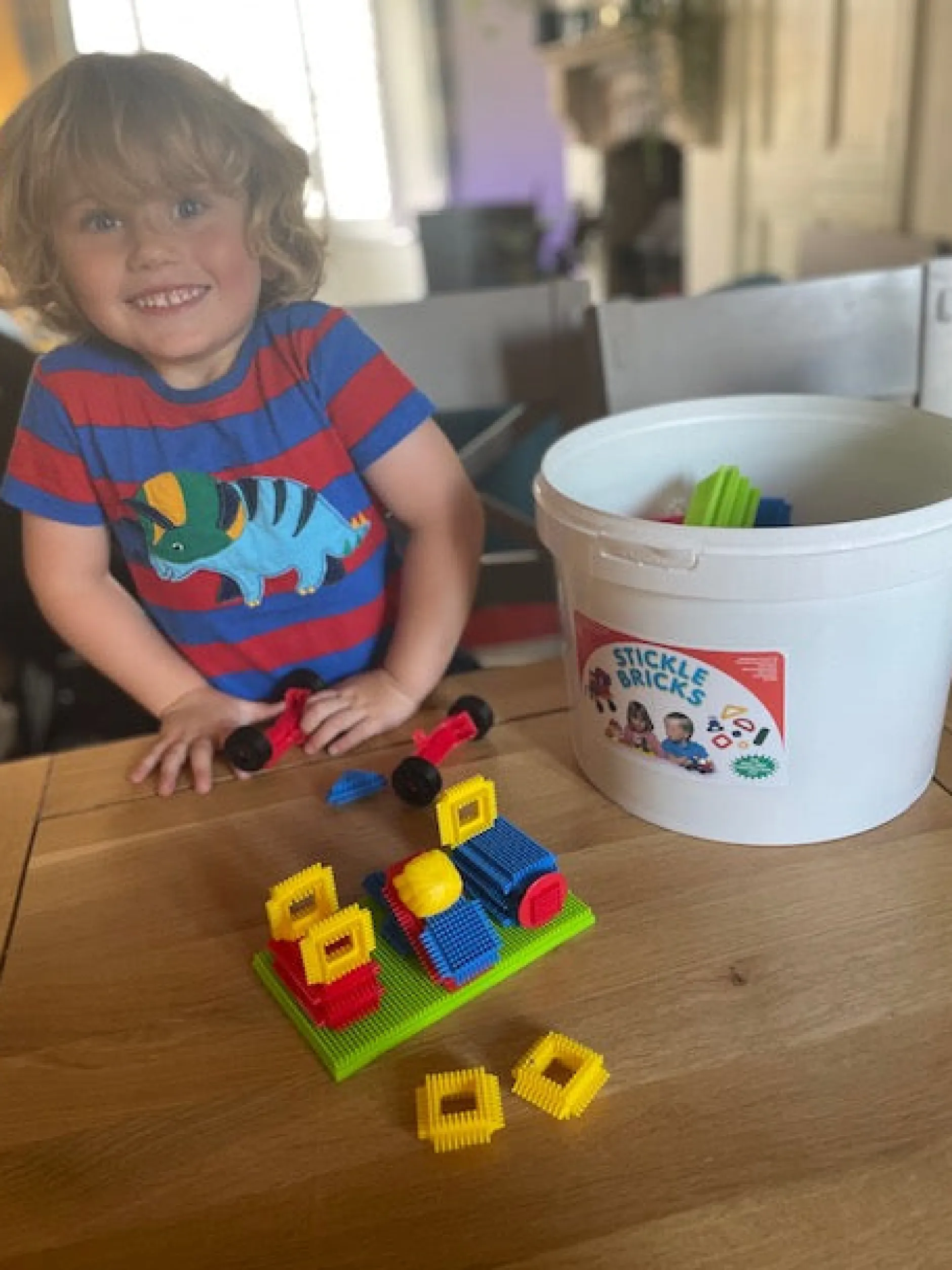 stickle_bricks_giant_set_5.webp EdEssentials Stickle Bricks Giant Set
