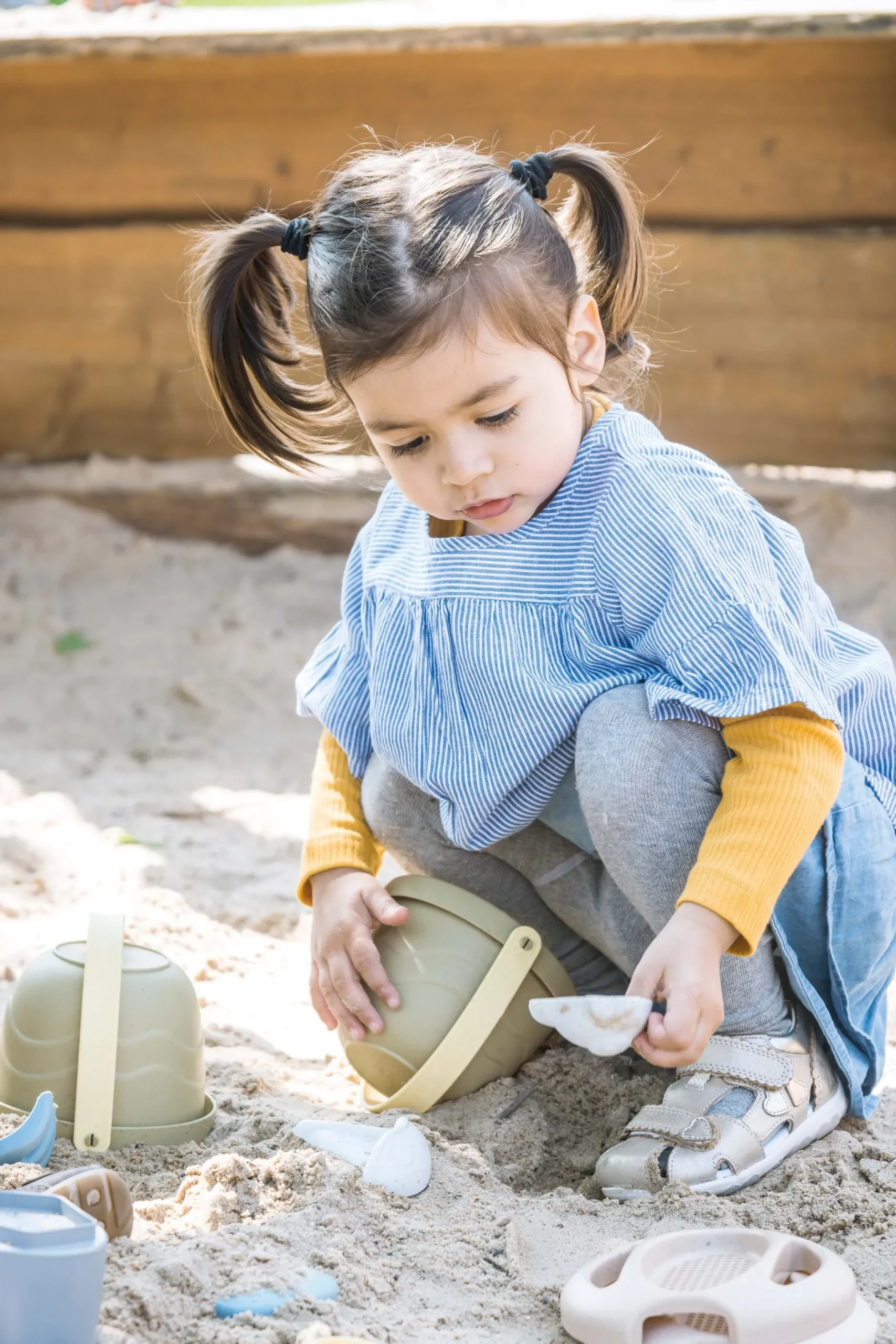 tiny_bioplastic_sand_and__3.webp Educational Toys Tiny Bioplastic Sand And Water Set (43Pcs)
