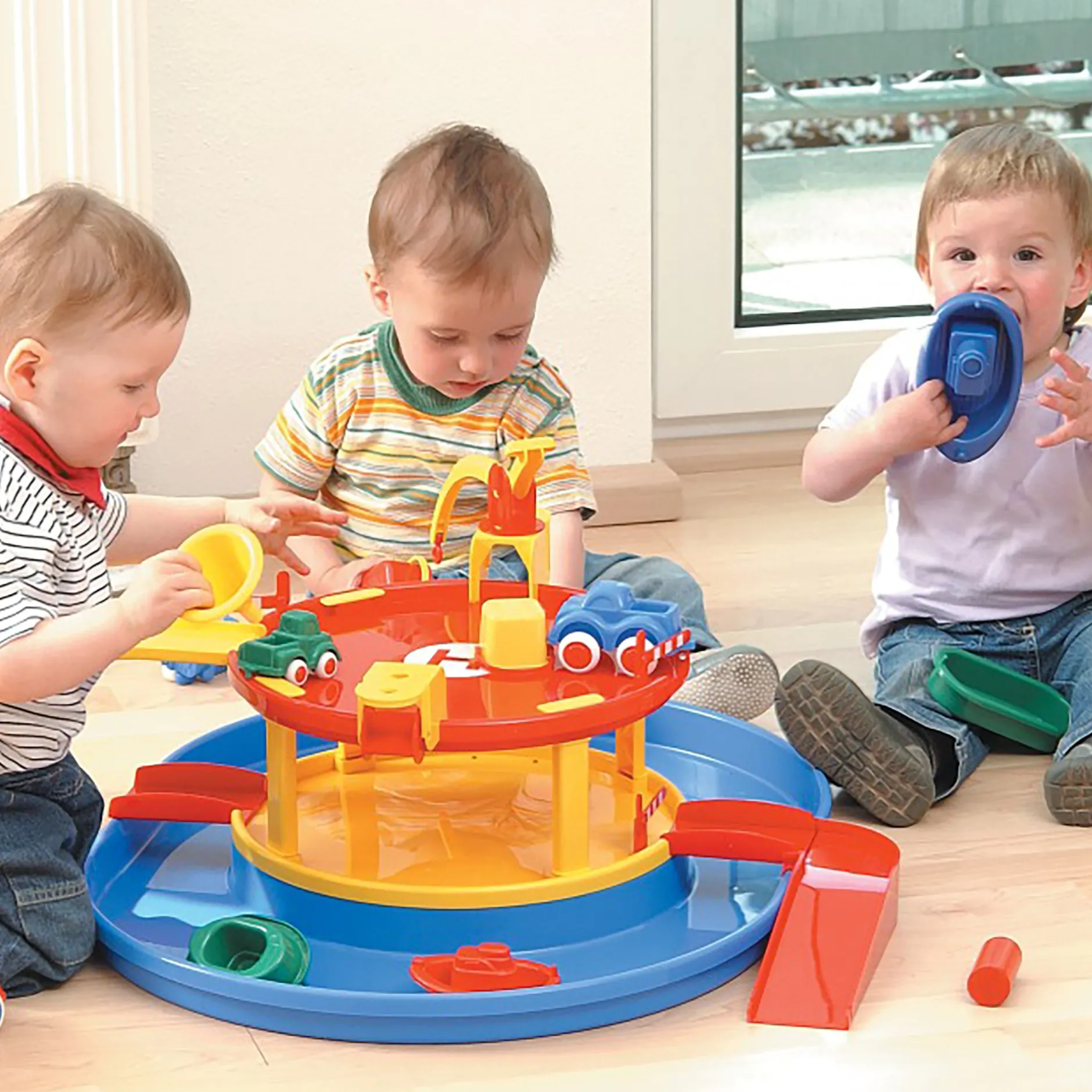 viking_garage_and_harbour_2.webp Educational Toys Viking Garage and Harbour