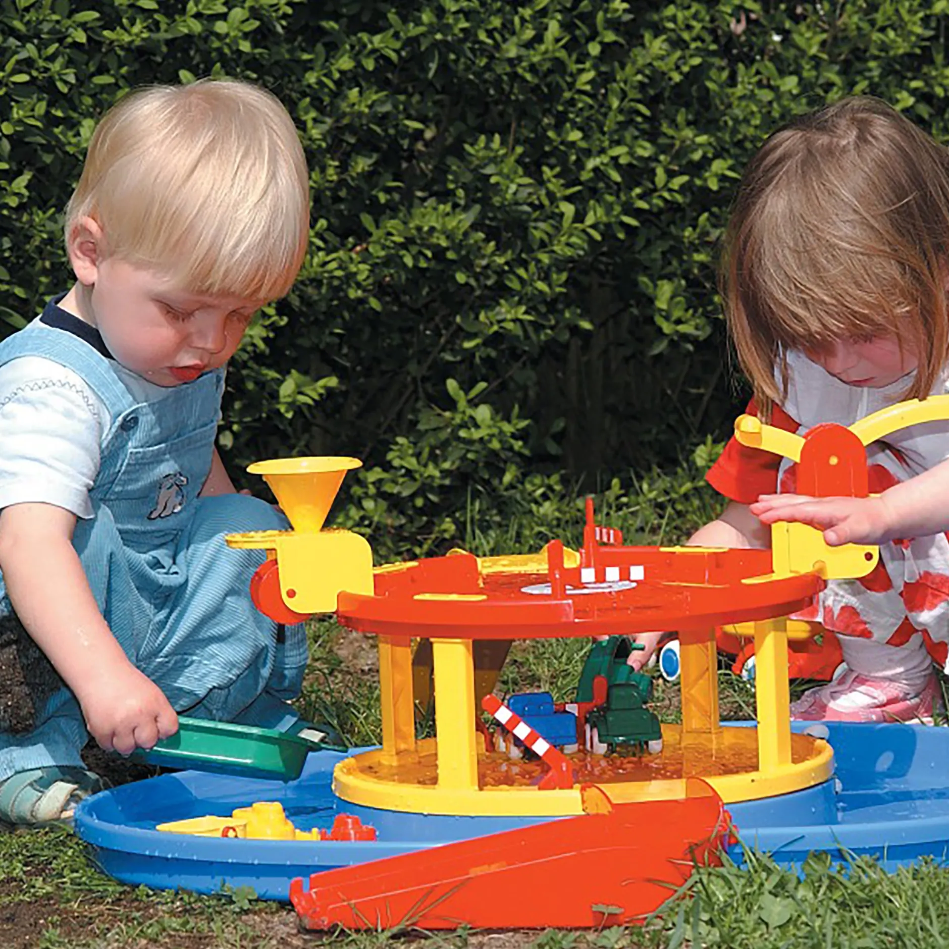viking_garage_and_harbour_4.webp Educational Toys Viking Garage and Harbour