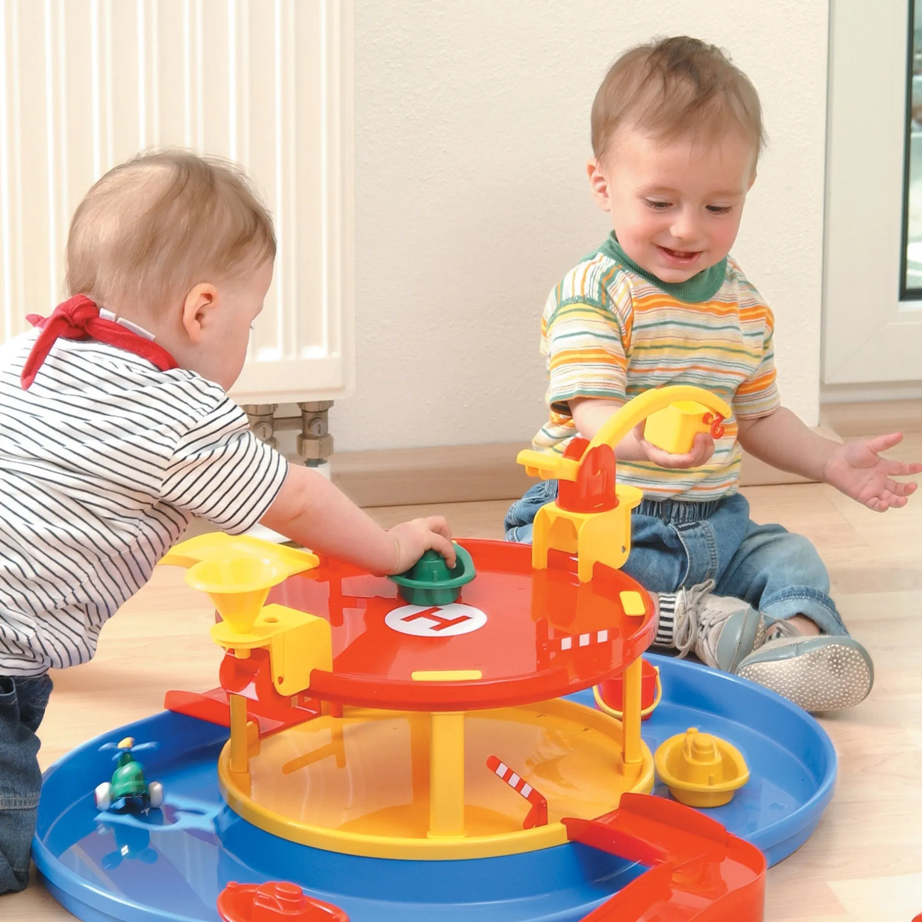viking_garage_and_harbour_7.webp Educational Toys Viking Garage and Harbour