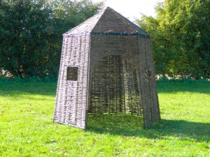 Educational Toys Wicker Den Large