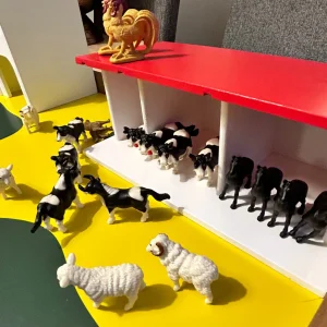 Safari Wooden Farm & Farm Animals (48pieces)