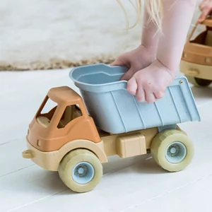 Educational Toys 6 X Bio Trucks In A Set